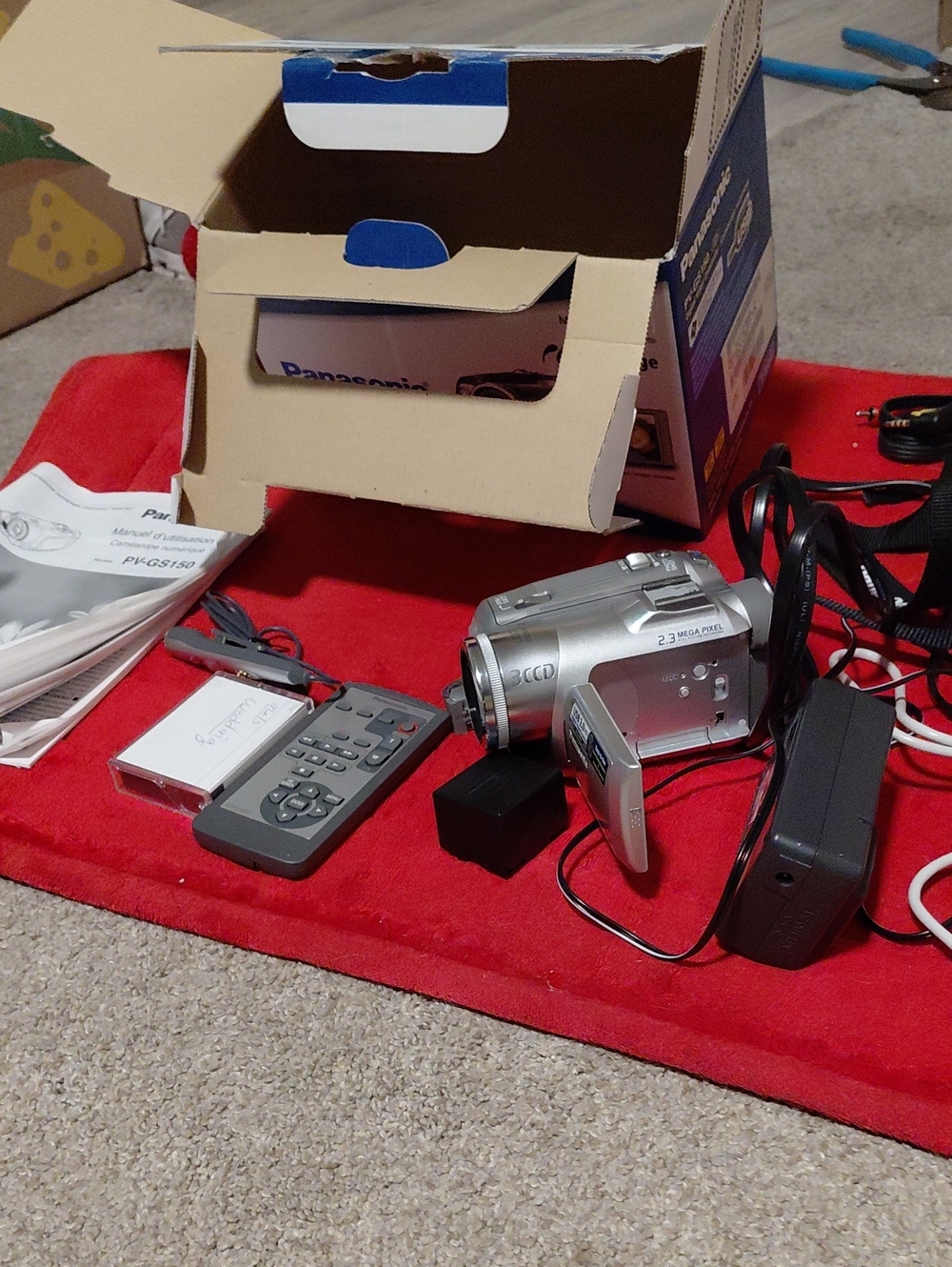 Panasonic Pv-gs150 Silver Camcorder with Remote and Lots Of  Accessories